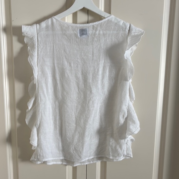 Vero Moda White Ruffled Blouse - Picture 3 of 3